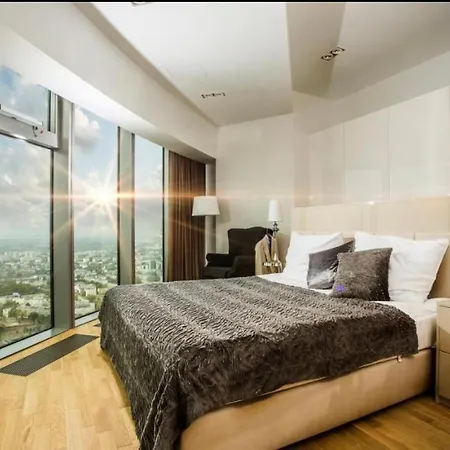 Hanza Tower Center Pool Jacusi Sauna شقة