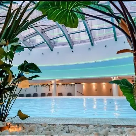 Hanza Tower Center Pool Jacusi Sauna شتشيتسين
